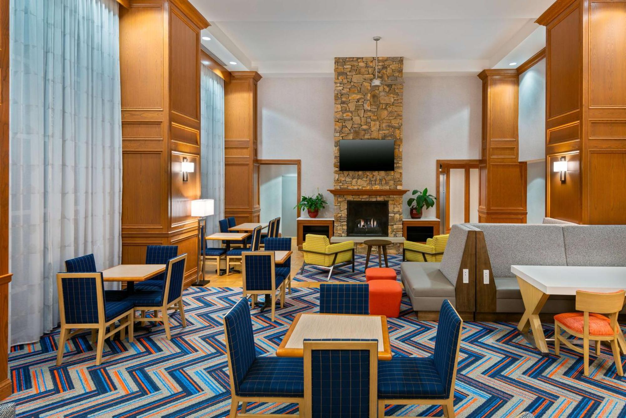 Hampton Inn & Suites Murfreesboro Bagian luar foto