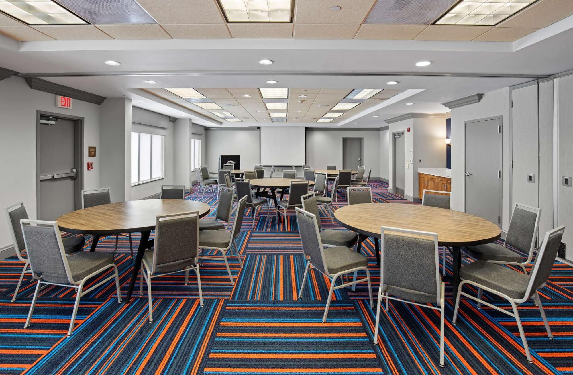 Hampton Inn & Suites Murfreesboro Bagian luar foto